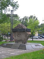 Pomnik na placu Czerwca'76 w Ursusie