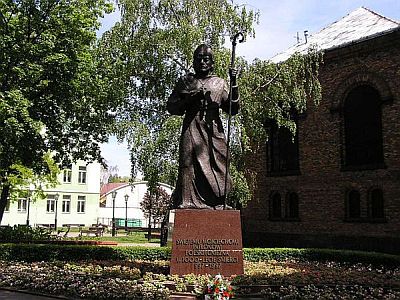Pomnik w. Wojciecha w Gnienie
