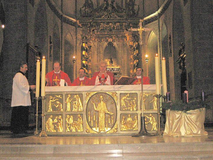 Katedra - uroczysta Msza w. w dniu wice 29 listopada z kolegami z ktrymi przed 40 laty razem przyjeli wicenia kapaskie